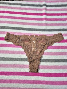 Victoria Secret Lace Thong Panty